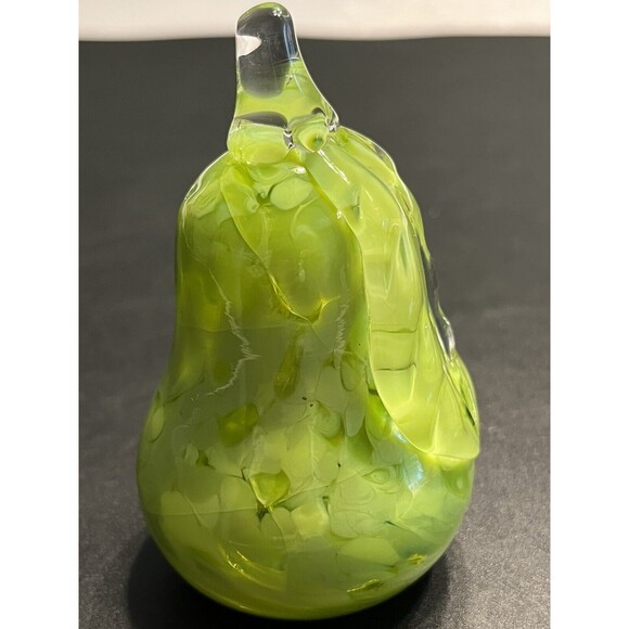 St Clair Art Glass Pear Shaped Paperweight Figurine - Picture 4 of 10